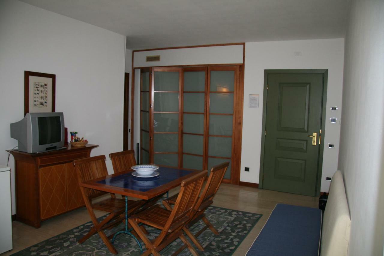 Hotel Villa Undulna - Terme della Versilia Cinquale Esterno foto